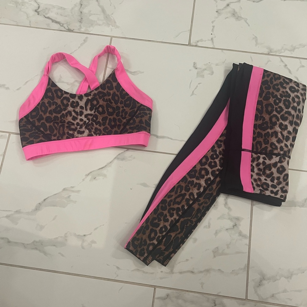 Veronica Beard Leopard Print Activewear with Pink Accents - Picture 3 of 3